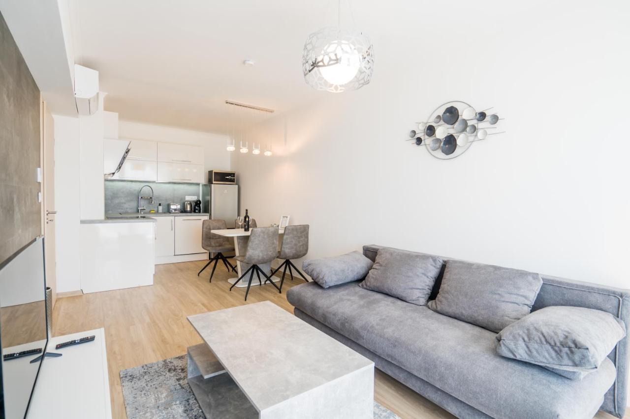 Csenge Apartman Siófok Eksteriør bilde